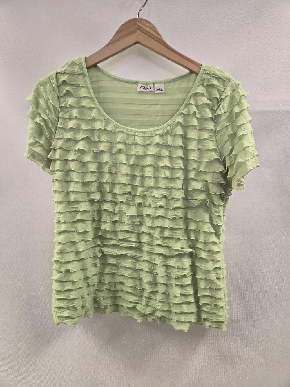 Cato Shirt Womens Large Green Ruffle Tiered Textured Scoop Neck Short Sleeve